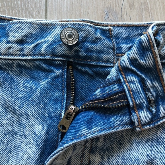 Abercrombie & Fitch Light Wash Blue Denim Mini Skirt - Picture 4 of 10